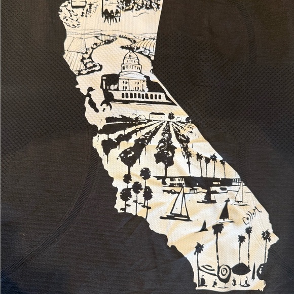 lululemon athletica Black Tank Top with White Graphic - Picture 3 of 3